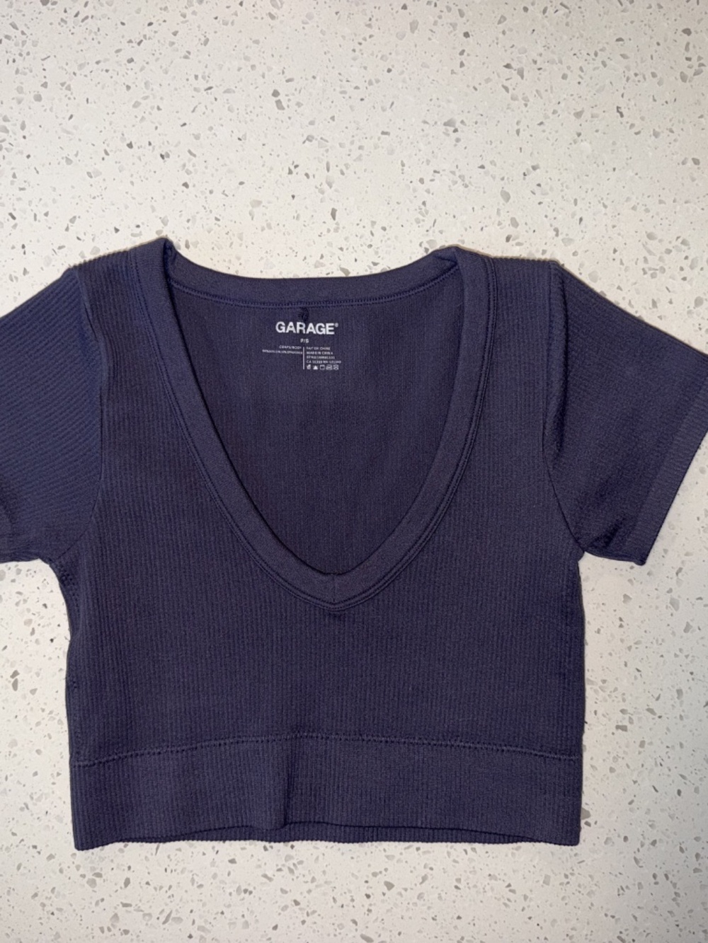Garage - Ribbed V-Neck Short Sleeve Cropped Shirt - Small - Purple